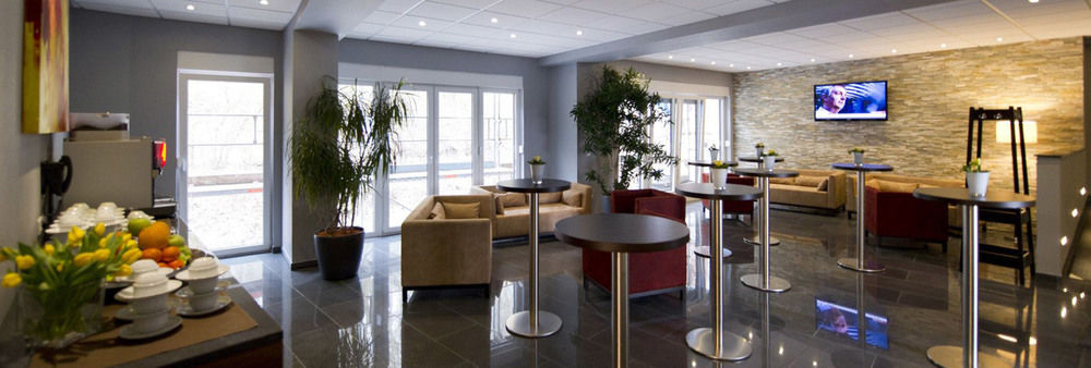 Design-Konferenzhotel & Restaurant Steinernes Schweinchen Кассель Екстер'єр фото
